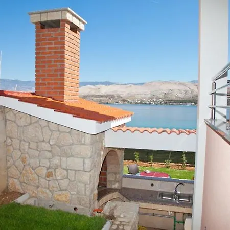 By The Sea Pag - 9201 Apartman Pag Town